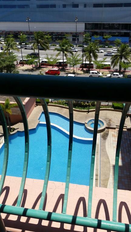 T & H Vacation Condo @Marina Court Kota Kinabalu Ruang foto